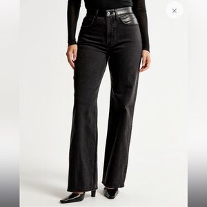 Mixed Fabric Curve Love High Rise 90s Relaxed Jean